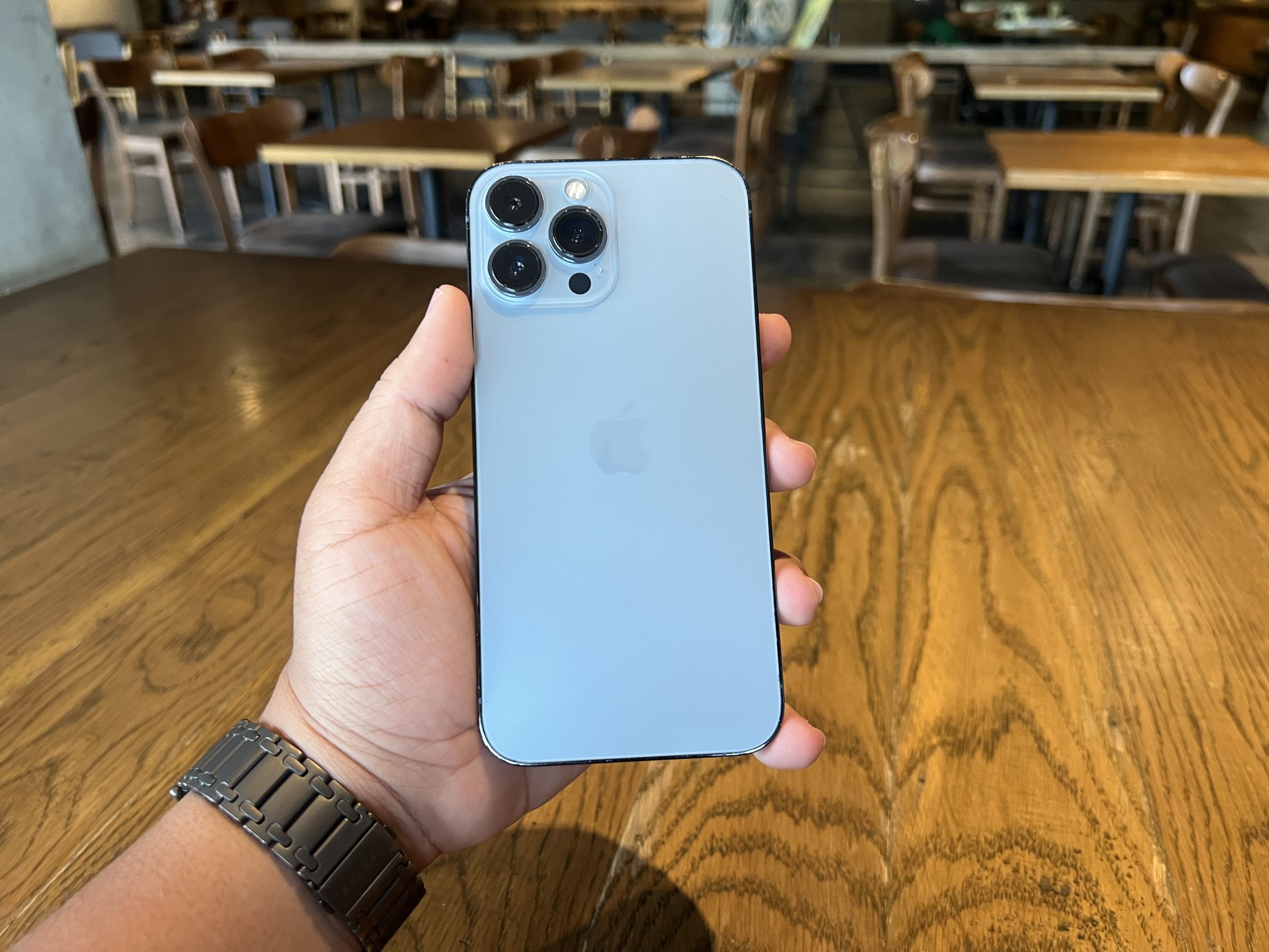 Read more about the article iPhone 13 Pro Max